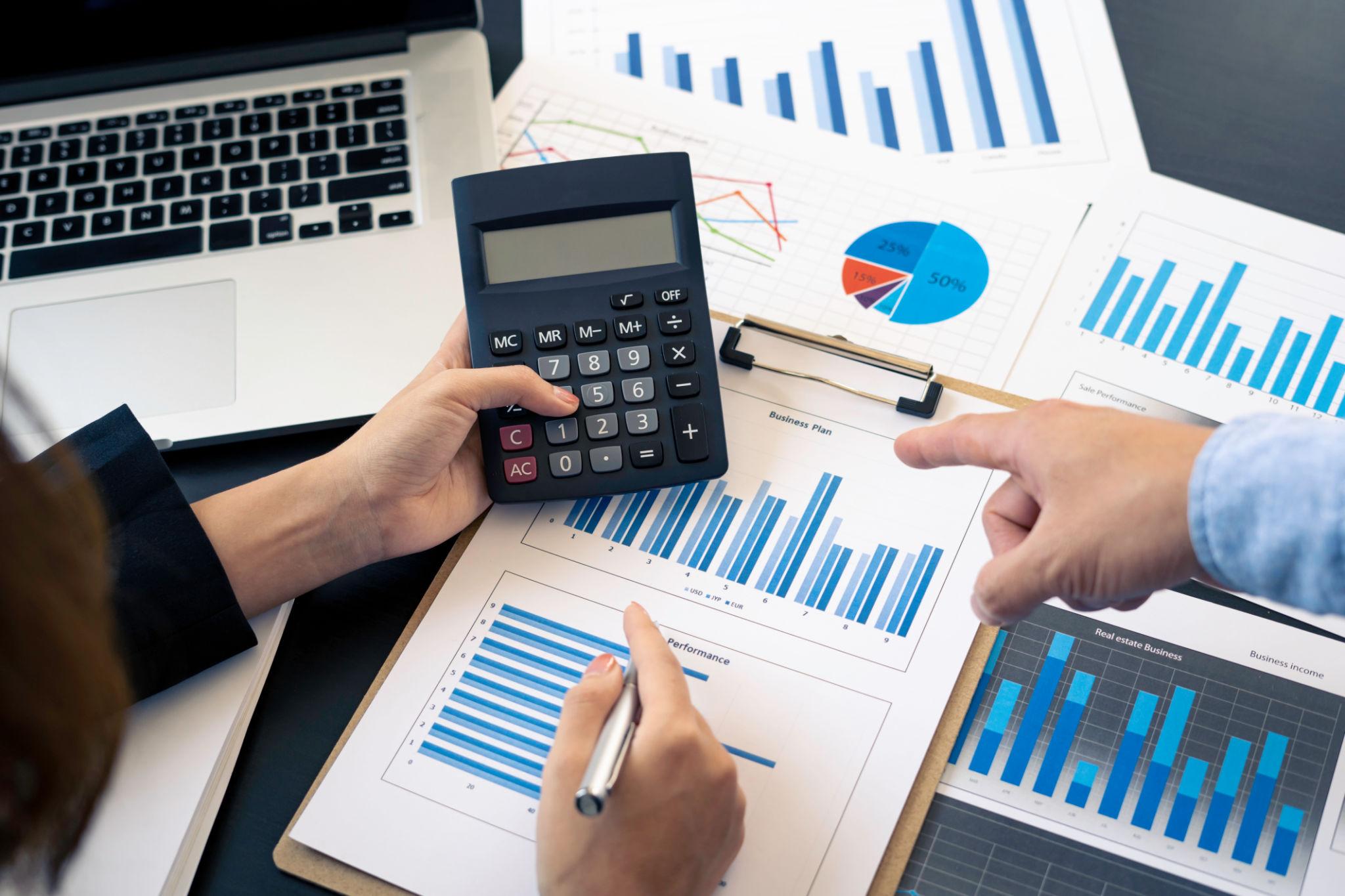 إعادة الهيكلة المالية وتحسين الأداء